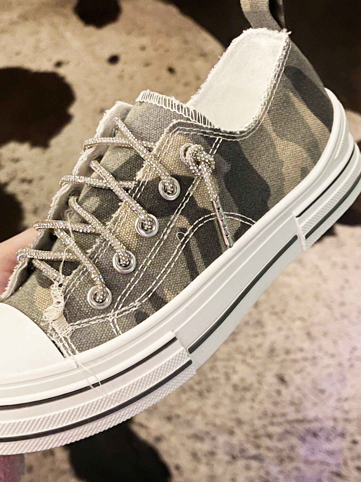 Aman natural camo sneakers by Very G